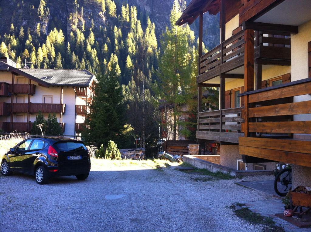 Appartamento Ivo Campitello di Fassa Camera foto